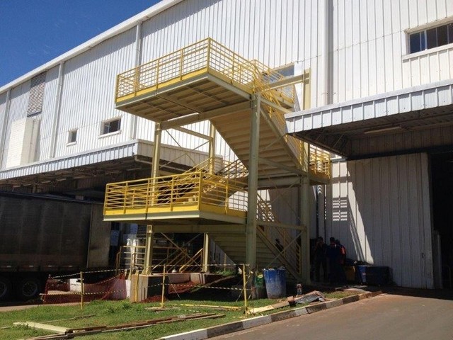 Escada industrial